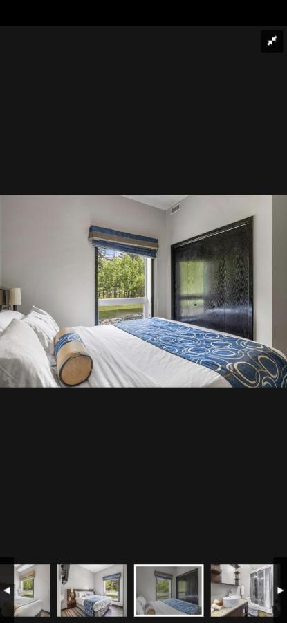 Canmore Mountain Retreat. Hot Tub, Pool, King Bed! Exterior photo