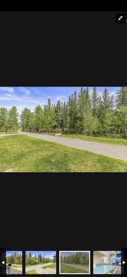 Canmore Mountain Retreat. Hot Tub, Pool, King Bed! Exterior photo